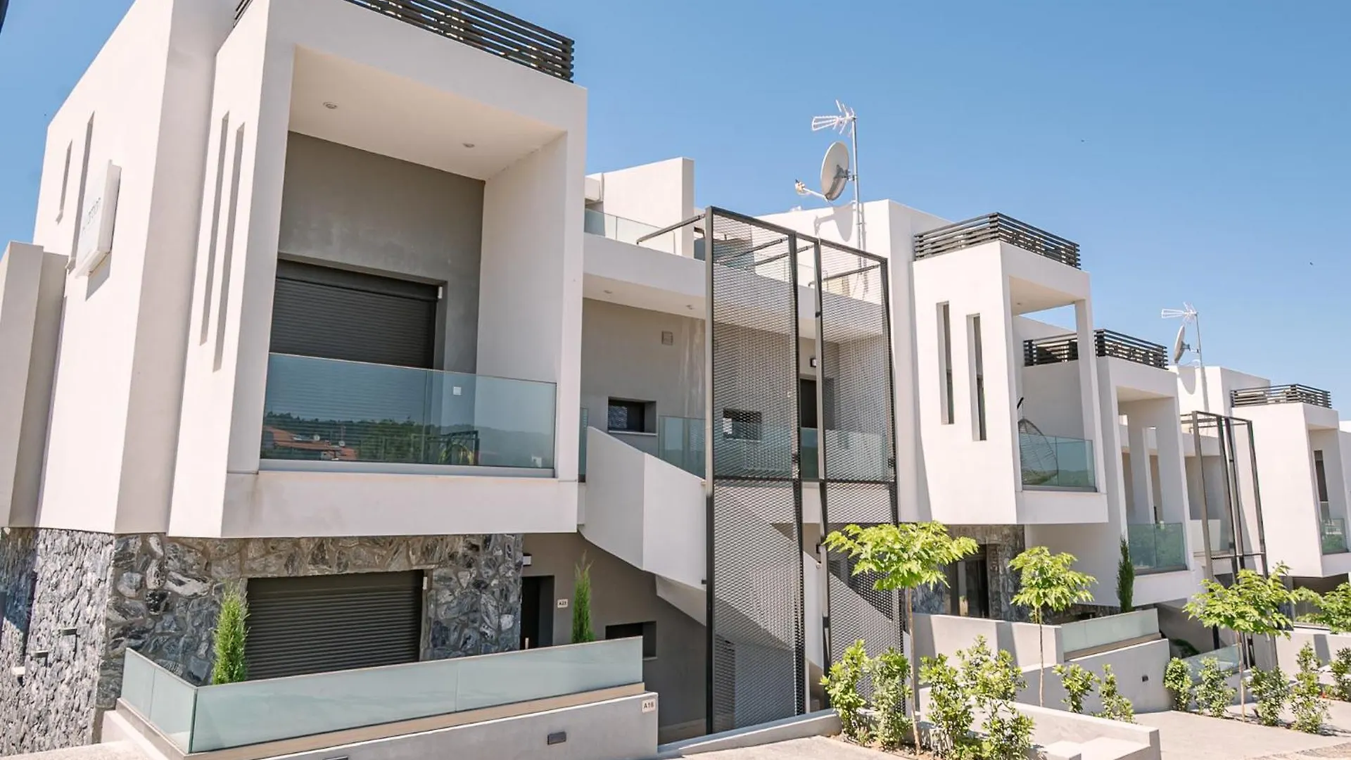 Apartment 3 Bedroom Penthouse In Nikiti Greece